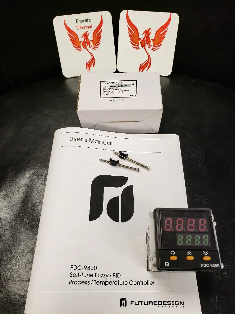 FDC-9300-413100 FUTURE DESIGN 1/16 DIN Temperature Control