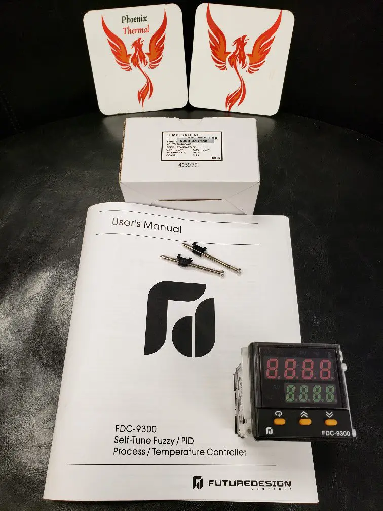 1/16 DIN PID Temperature Controller (Relay & DC Output) FDC-9300-412100