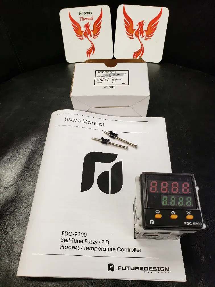 FDC-9300-411100 Future Design Controls 1/16 DIN Control 2 Relay Outputs