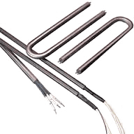 A picture of some metal pipes on top of each other.